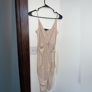Women’s Fore dress size Medium